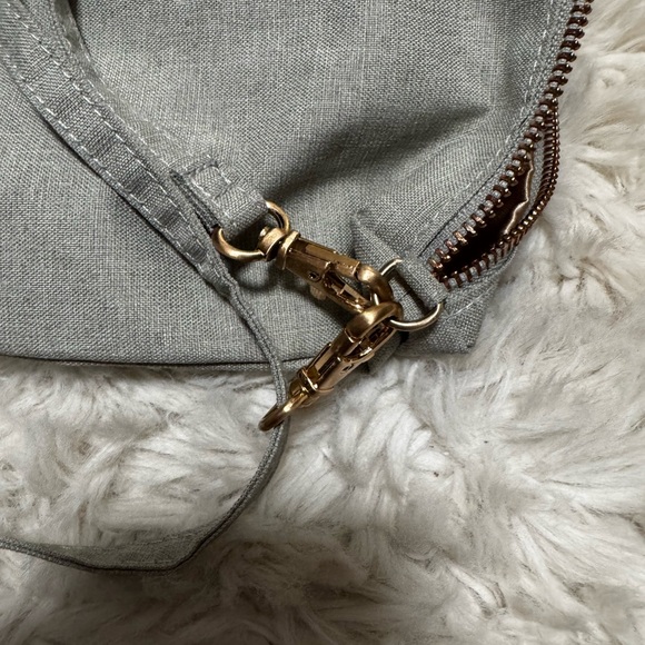 Ju-Ju-Be Light Gray Crossbody Bag - Picture 7 of 10